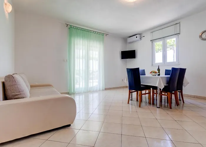 Love Apartments Daire Zečevo